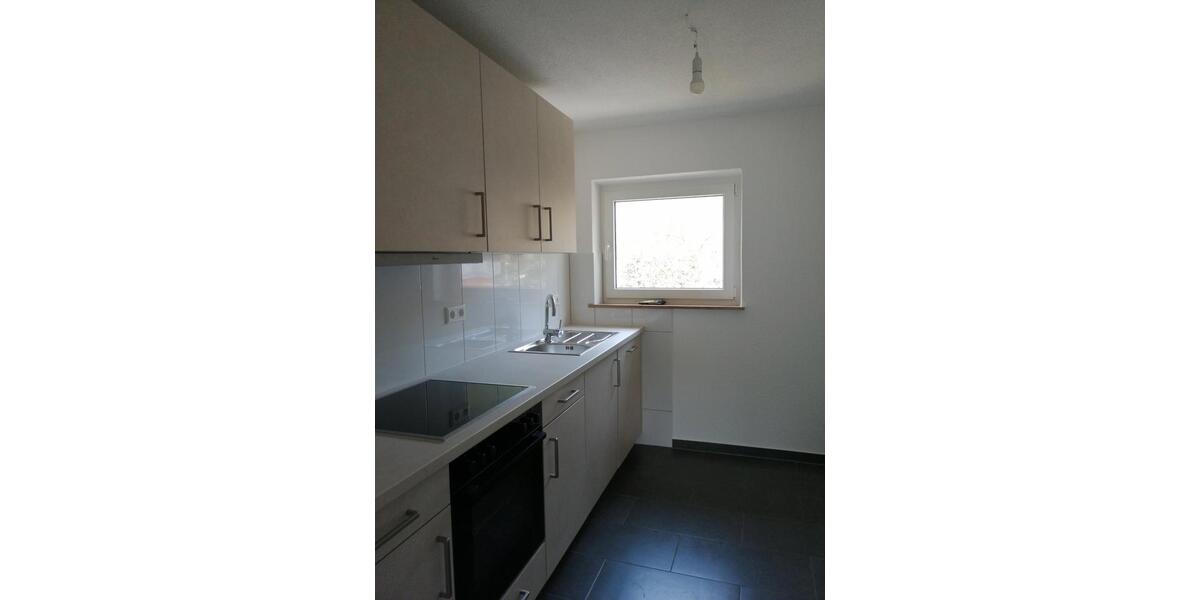 Etagenwohnung Albstadt - 3 Zimmer, 83 m&sup2;, 150.000&euro; | Angebot:26355399