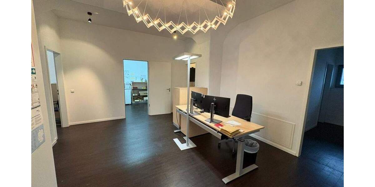 Gewerbeobjekt Lüneburg Schützenplatz - 5 Zimmer, 155 m&sup2;, 2.520&euro; | Angebot:25701374