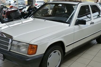 Mercedes-Benz 190 157.720 km 8.999 € Oberviechtach 92526