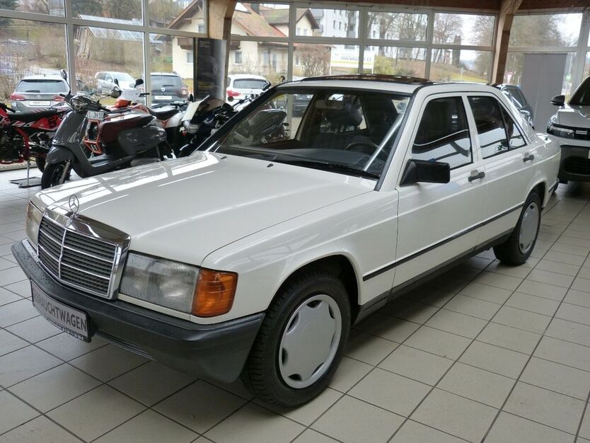 Mercedes-Benz 190 157.720 km 8.999 € Oberviechtach 92526