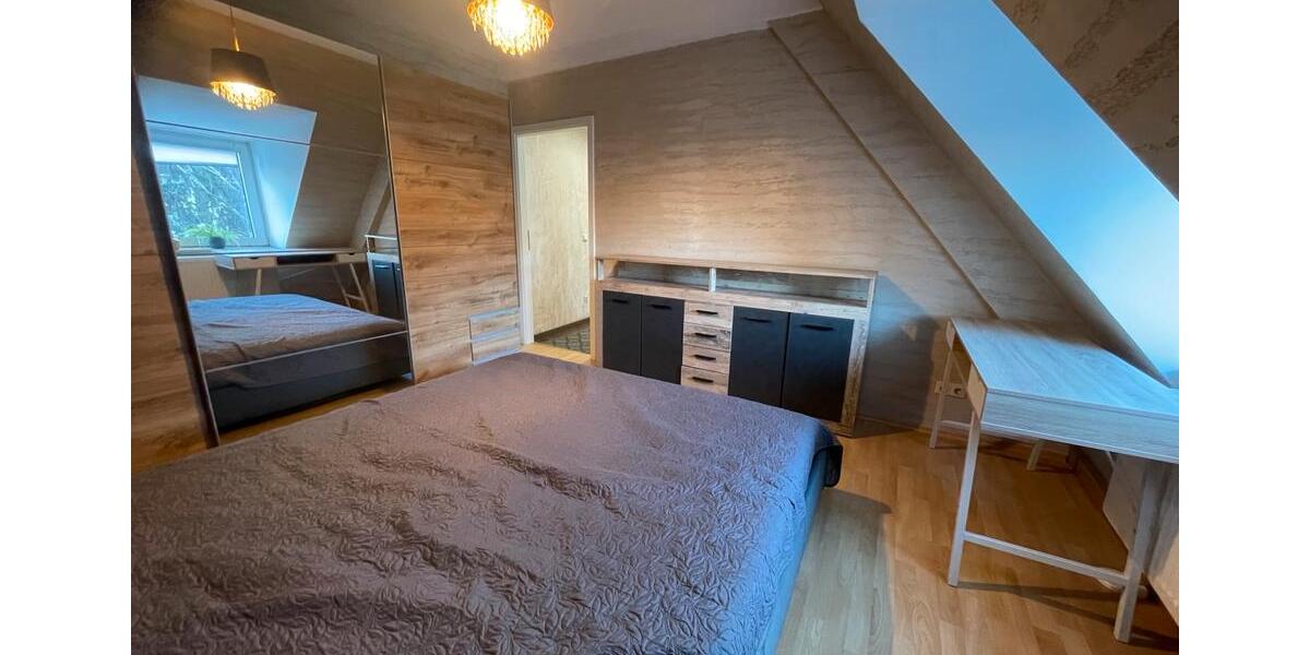Dachgeschoßwohnung Nürnberg Gärten hinter der Veste - 3 Zimmer, 70 m&sup2;, 1.150&euro; | Angebot:26222513
