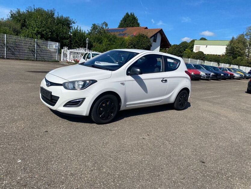 i20
