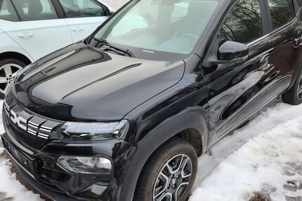 Dacia Spring 38.500 km 10.450 &euro; Hambergen 27729