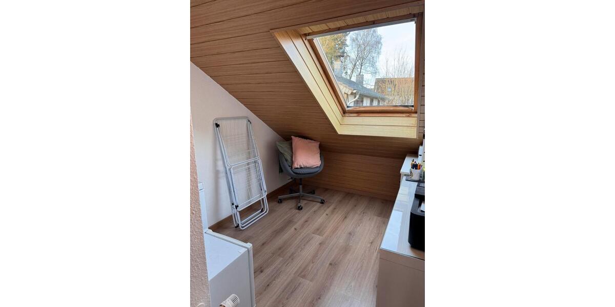 Dachgeschoßwohnung Kall - 3 Zimmer, 75 m&sup2;, 585&euro; | Angebot:24981088