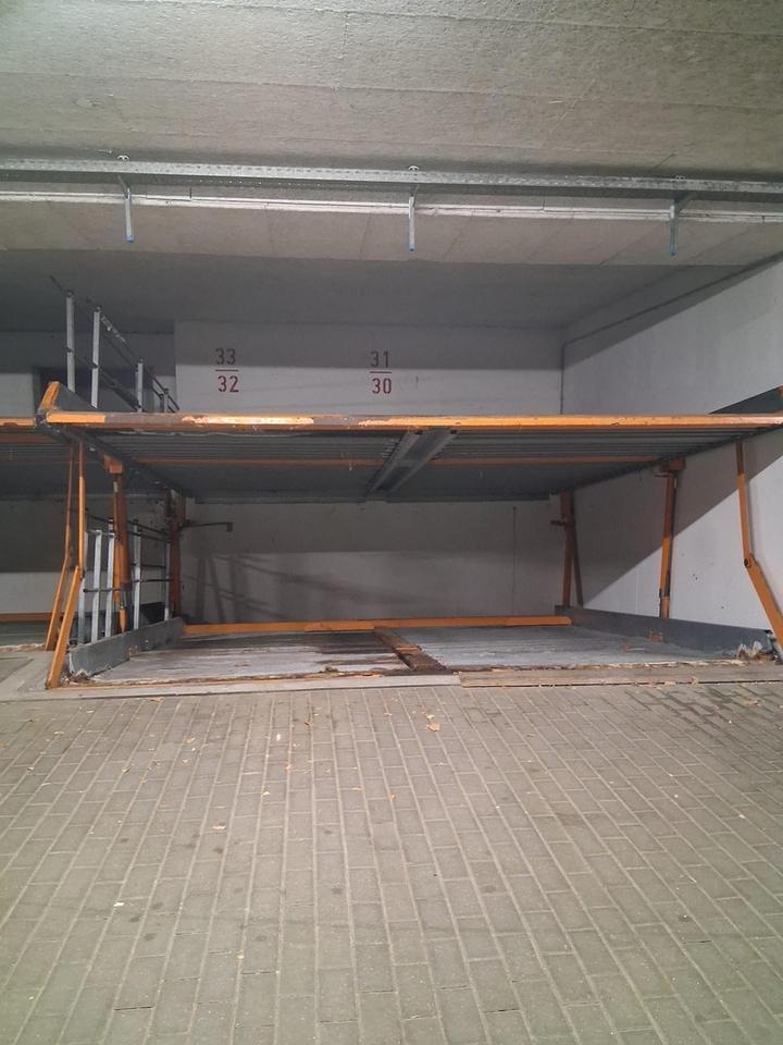 2 Zimmer Wohnung in Hönow Hoppegarten bei Berlin mit großer Dachterrasse EBK Tiefgarage zimmer