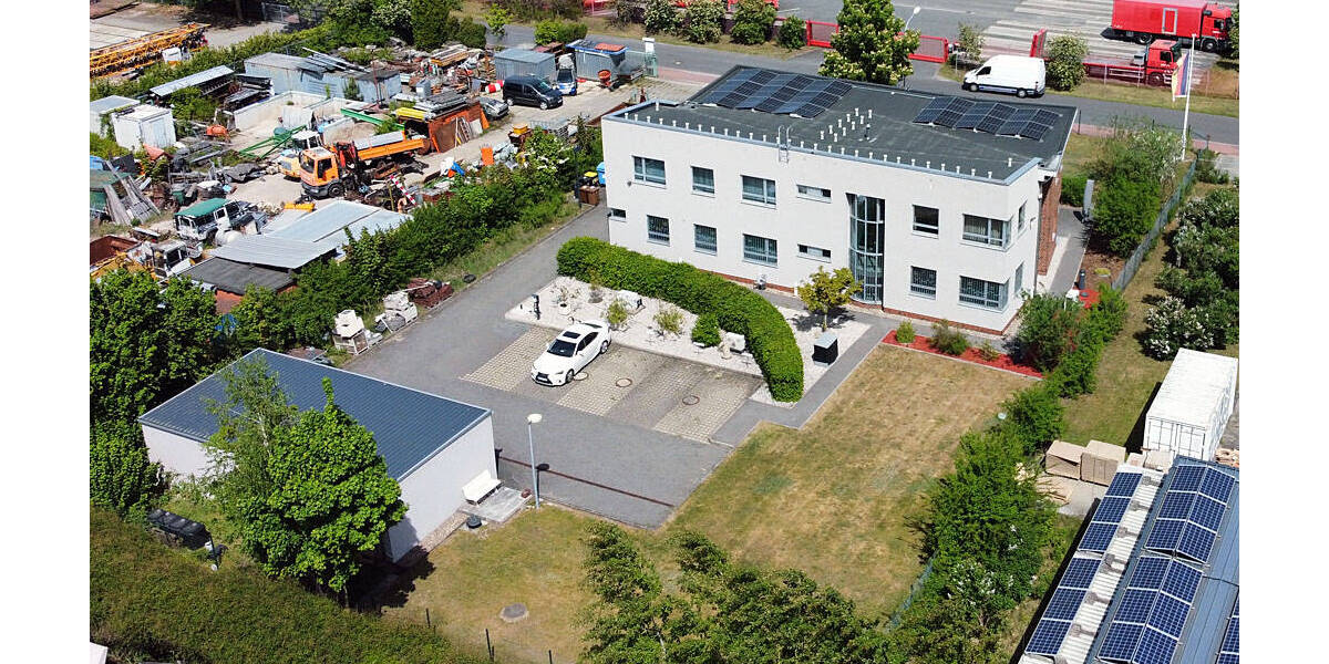 Gewerbeobjekt Seddiner See Neuseddin - 4 Zimmer, 150 m&sup2;, 1.875&euro; | Angebot:25971787