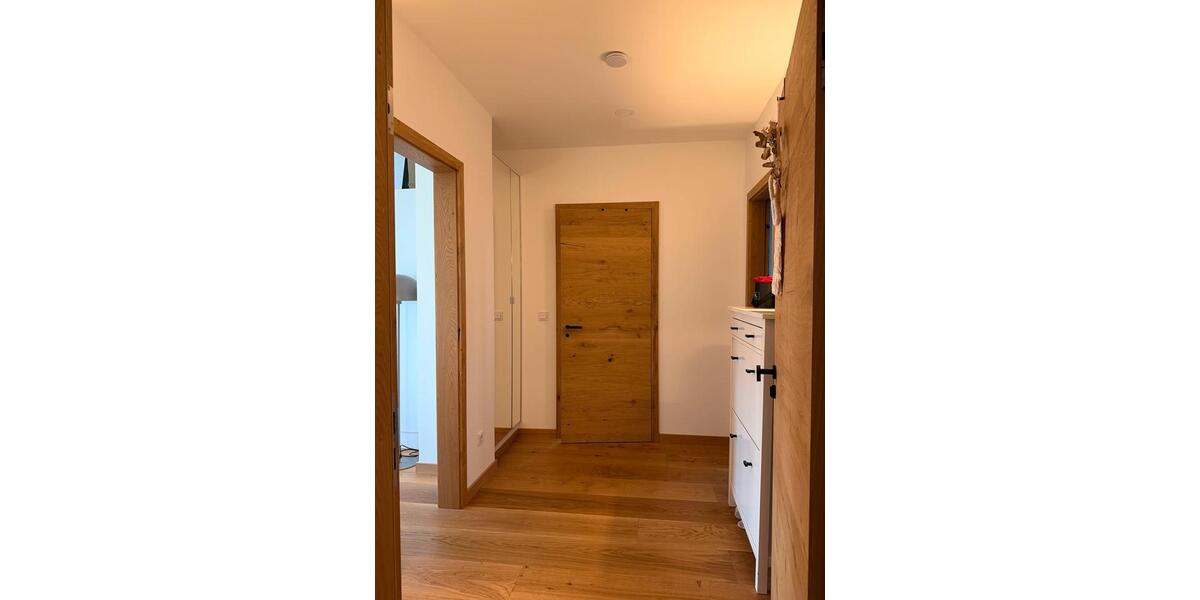 Etagenwohnung Isernhagen - 2.5 Zimmer, 84 m&sup2;, 1.598&euro; | Angebot:26375696