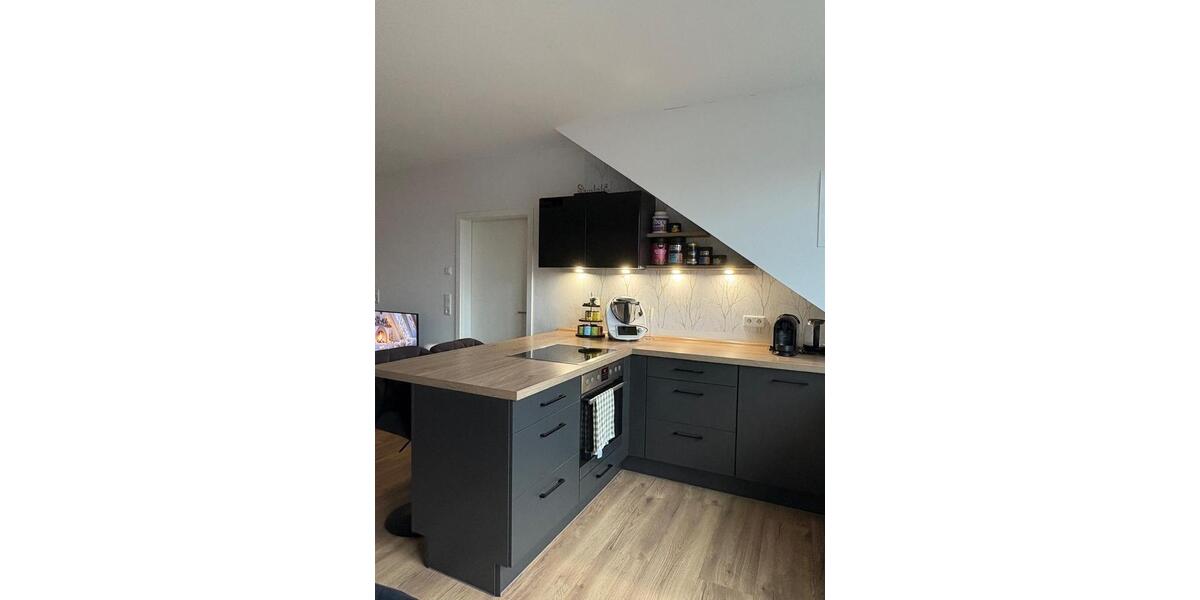 Dachgeschoßwohnung Neuhof - 3 Zimmer, 74 m&sup2;, 800&euro; | Angebot:25351557