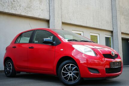 Toyota Yaris 99.600 km 4.590 &euro; Haiger 35708