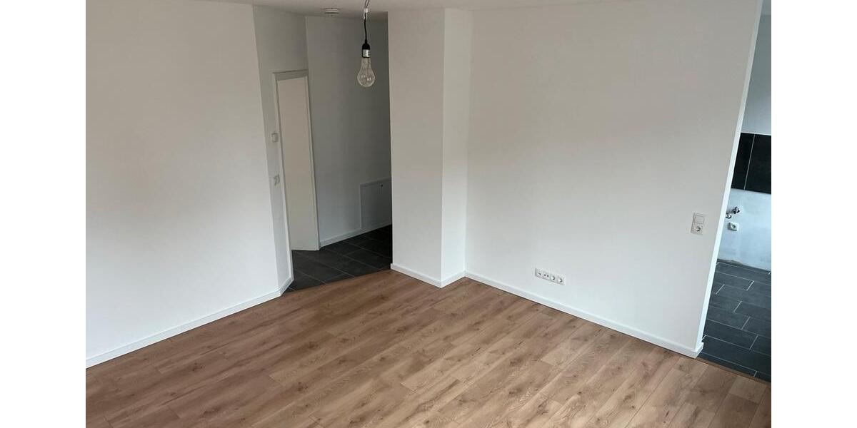 Etagenwohnung Raguhn-Jeßnitz Jeßnitz (Anhalt) - 3 Zimmer, 63 m&sup2;, 750&euro; | Angebot:25516829