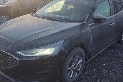 Ford Focus 76.300 km 18.590 &euro; Grimmen 18507