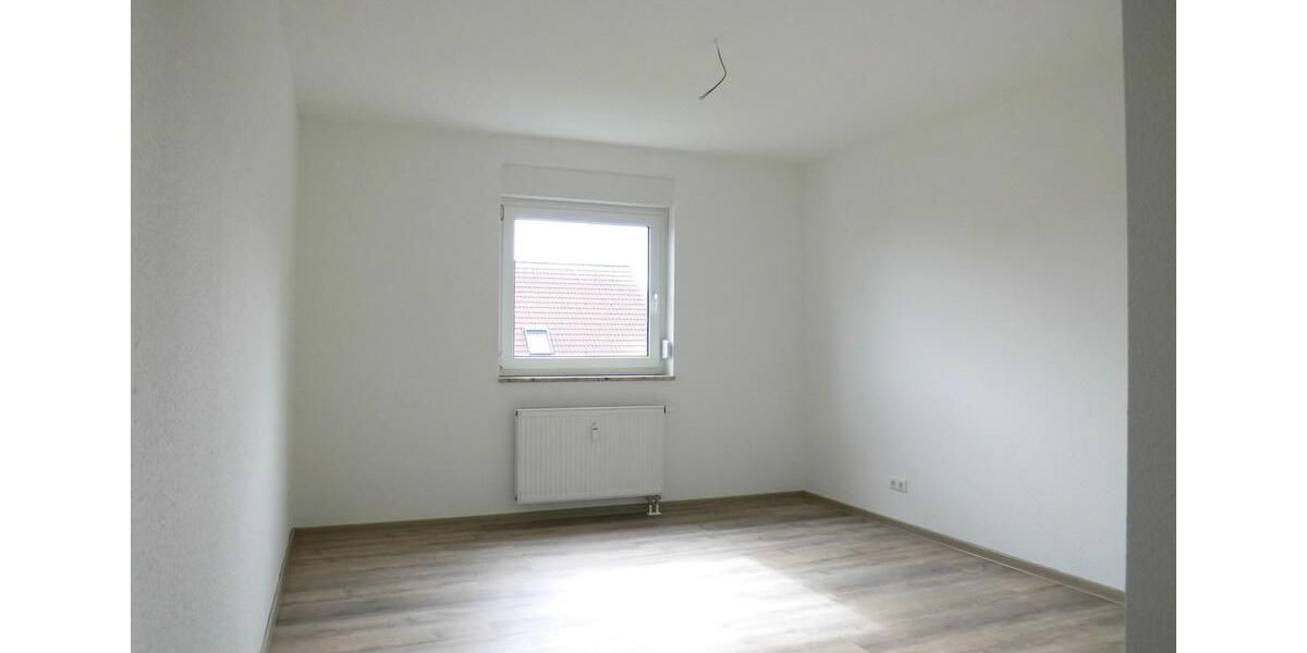 Etagenwohnung Königslutter am Elm - 3 Zimmer, 93 m&sup2;, 790&euro; | Angebot:26297090