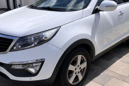 Kia Sportage 102.000 km 8.590 &euro; Britz 16230