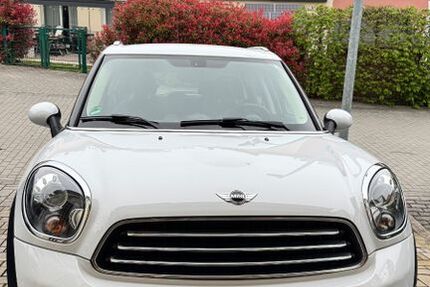Mini Countryman E (Cooper) 85.150 km 8.200 &euro; Mainz 55130