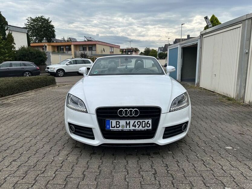 TT