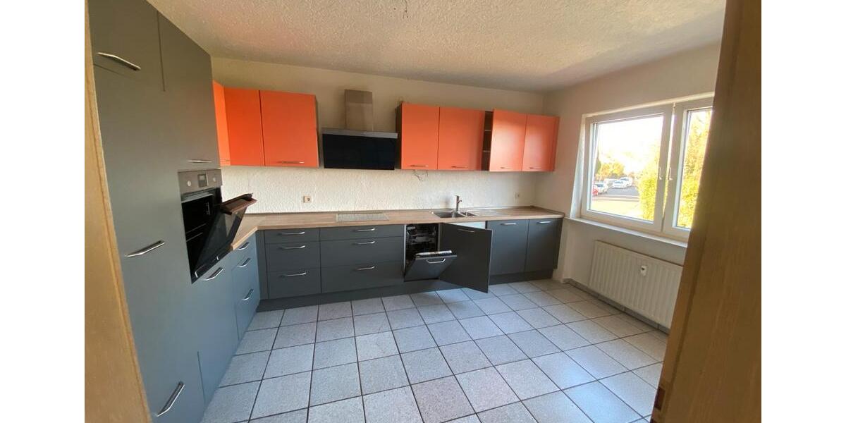 Reihenhaus Limeshain - 5 Zimmer, 180 m&sup2;, 1.400&euro; | Angebot:25441077