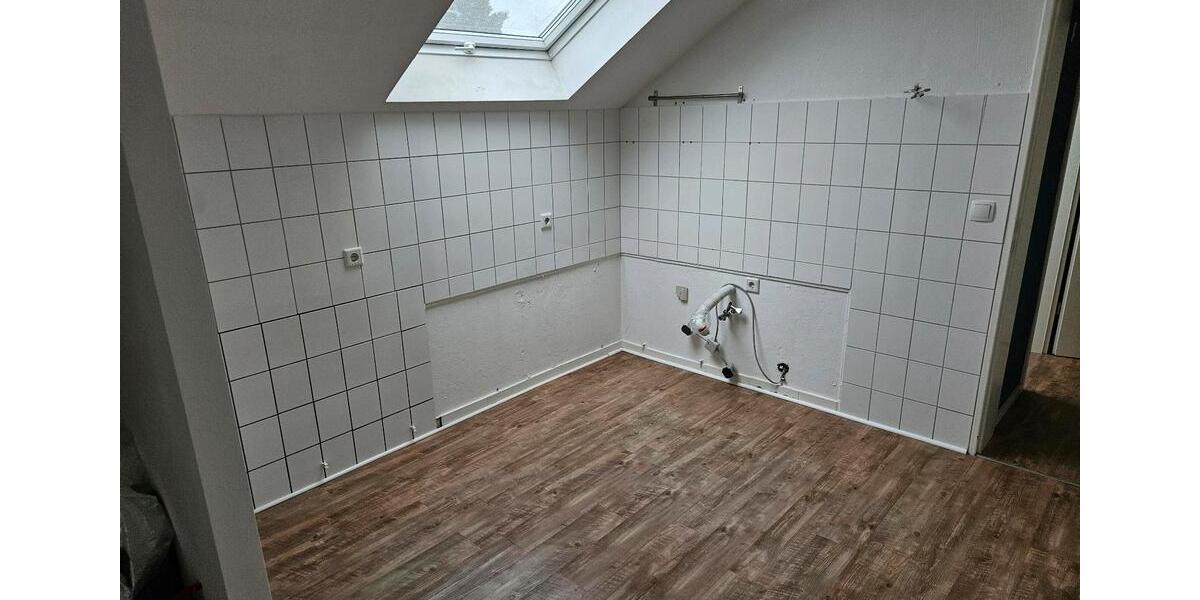 Dachgeschoßwohnung Lippstadt Overhagen - 2 Zimmer, 58 m&sup2;, 139.000&euro; | Angebot:26920836