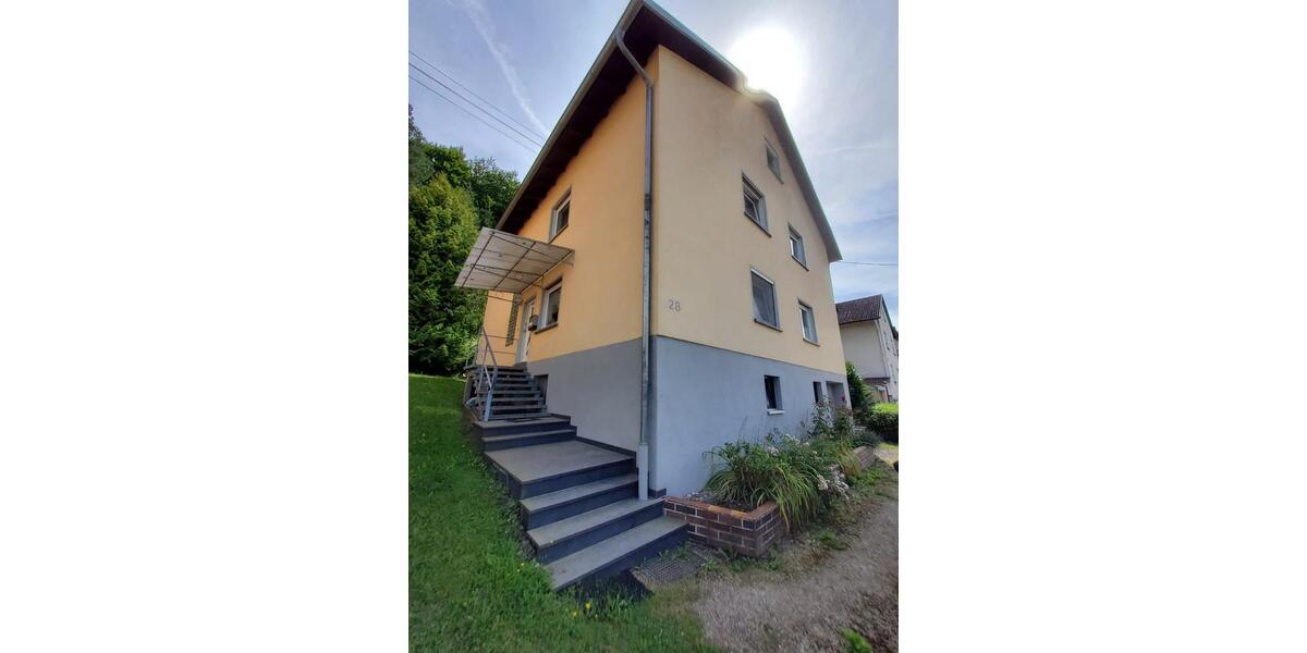 Erdgeschoßwohnung Bad Kissingen - 4.5 Zimmer, 96 m&sup2;, 990&euro; | Angebot:26706075