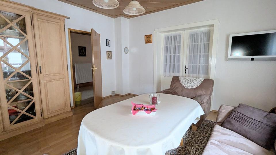 Bauernhaus, Landhaus Rotenburg an der Fulda - 7.5 Zimmer, 172 m&sup2;, 237.000&euro; | Angebot:26605204