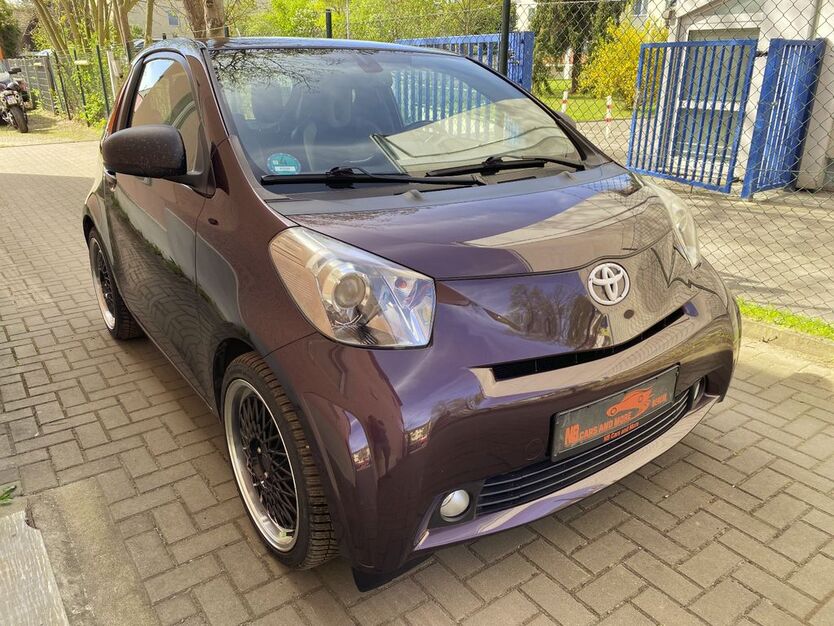 Toyota IQ 104.939 km 6.490 € Berlin 12107