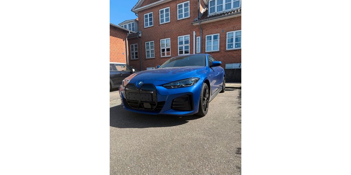 BMW i4 40.000 km 39.990 &euro; Harrislee 24955