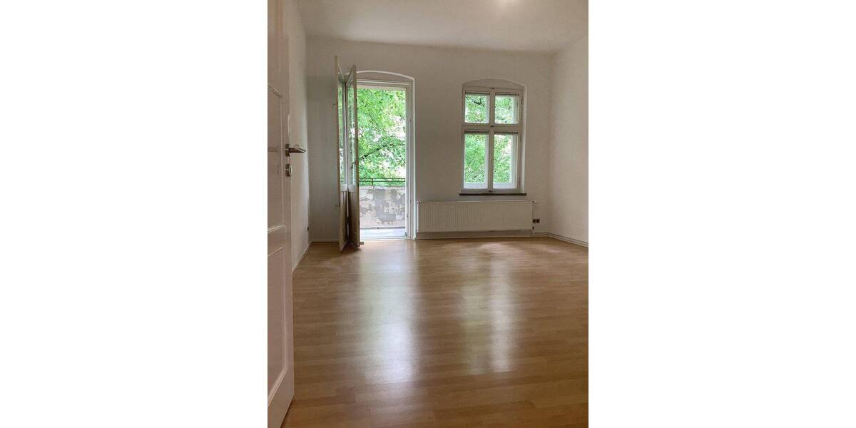 Etagenwohnung Berlin Lichtenberg - 3 Zimmer, 96 m&sup2;, 1.240&euro; | Angebot:26877418