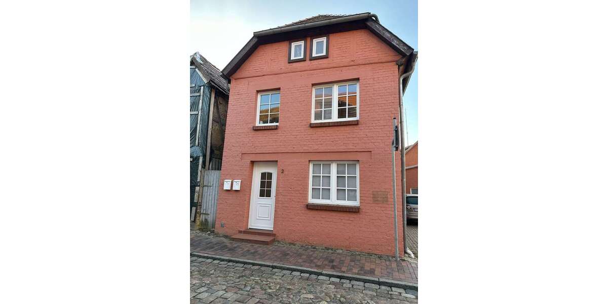 Etagenwohnung Plau am See - 1 Zimmer, 30 m&sup2;, 240&euro; | Angebot:25369221