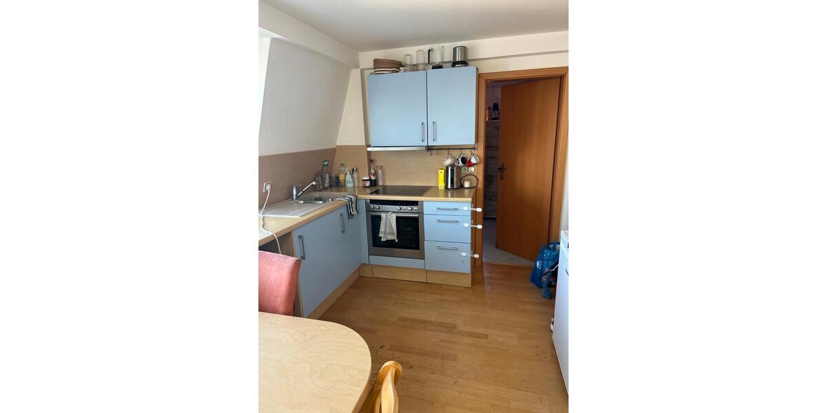 Zu vermieten: 1,5-Zimmer-Wohnung, 34 m² (Dachgeschoss) 1.5 zimmer