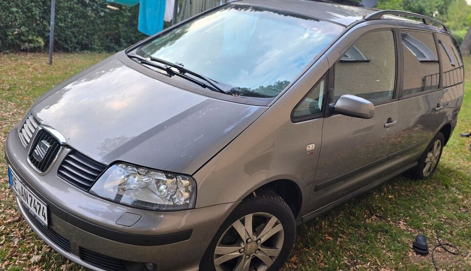 Seat Alhambra 227.000 km 4.321 € Herten 45699