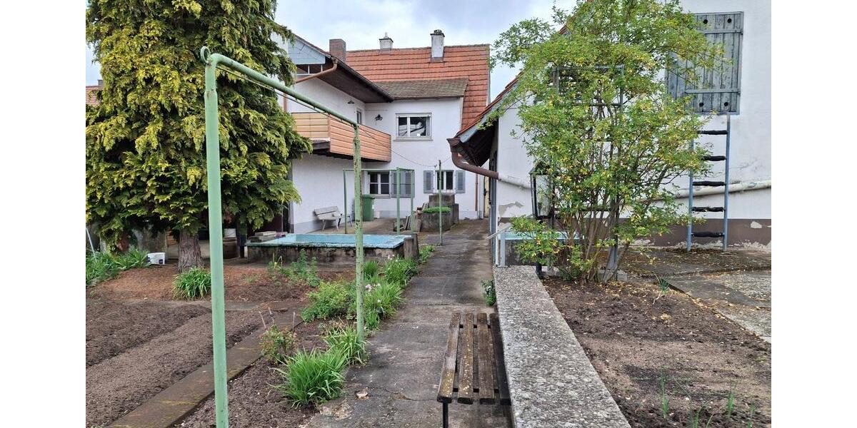 Einfamilienhaus Roth - 6 Zimmer, 130 m&sup2;, 399.000&euro; | Angebot:26885171