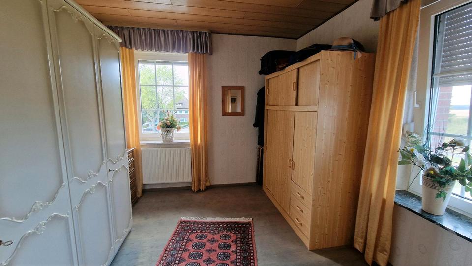 Einfamilienhaus Holzminden - 12 Zimmer, 320 m&sup2;, 2.000&euro; | Angebot:26037589