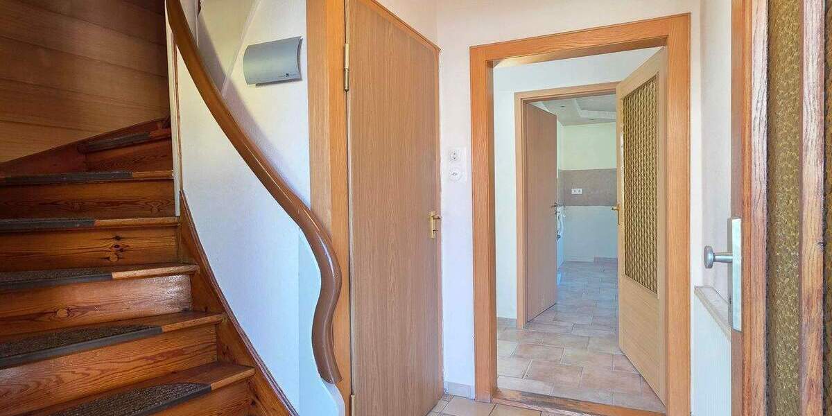 Einfamilienhaus Neustadt bei Coburg Neustadt - 4 Zimmer, 106 m&sup2;, 186.000&euro; | Angebot:25746913