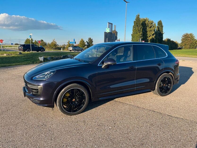 Porsche Cayenne 71.000 km 56.800 € Lachen 87760