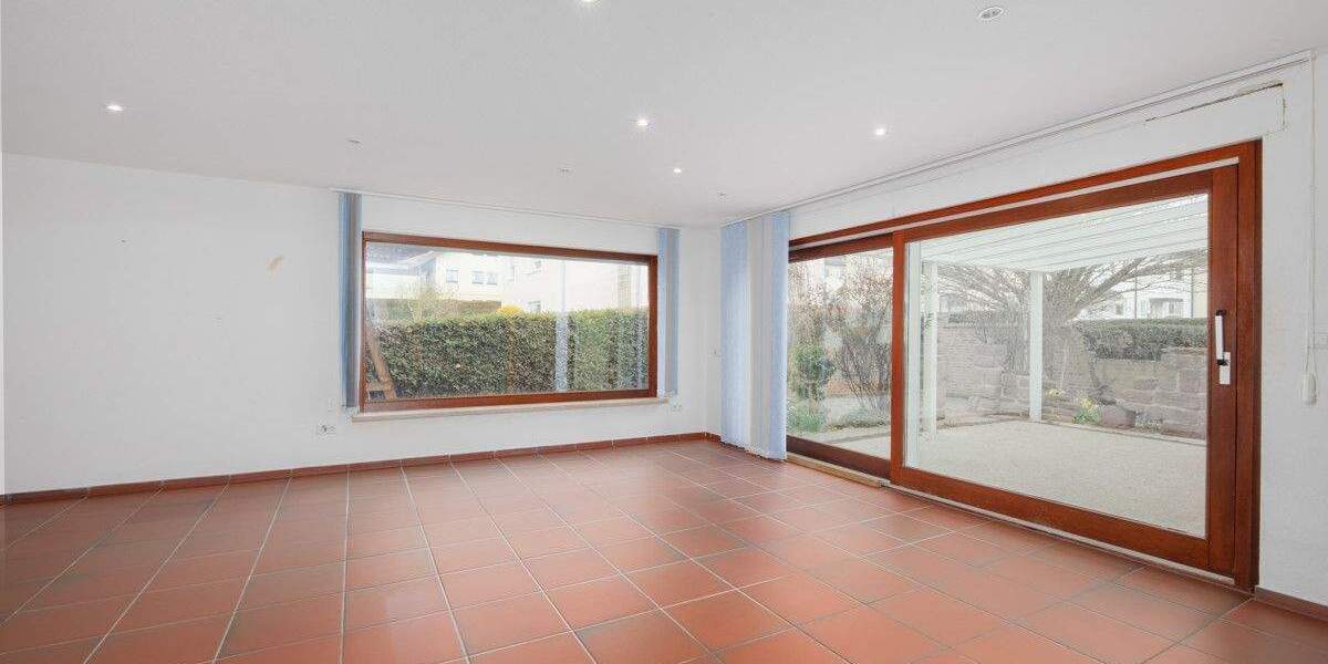 Einfamilienhaus Birkenfeld - 6 Zimmer, 218 m&sup2;, 690.000&euro; | Angebot:24860354