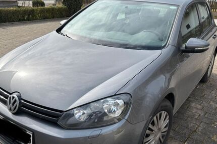 VW Golf 76.000 km 6.700 &euro; Kröning 84178