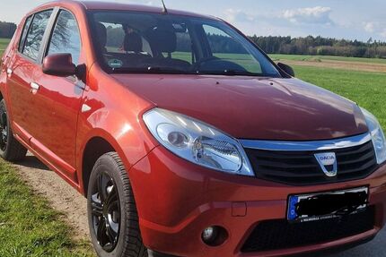 Dacia Sandero 201.000 km 2.100 &euro; Thierhaupten 86672