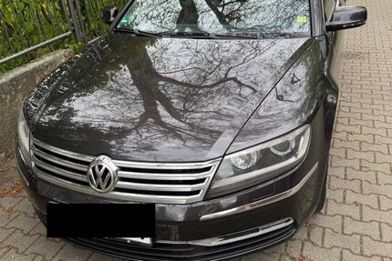 VW Phaeton 240.000 km 7.599 &euro; Dresden 01099