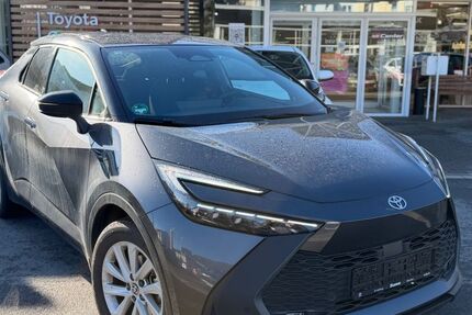 Toyota C-HR 39.828 km 29.490 &euro; Arnsberg-Neheim 59755