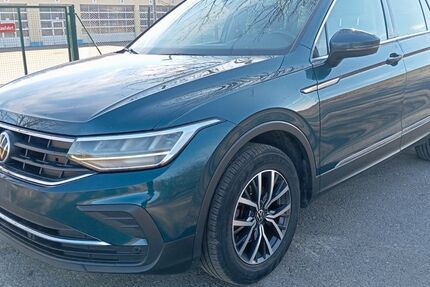 VW Tiguan 204.200 km 15.899 &euro; Mittenwalde 15749