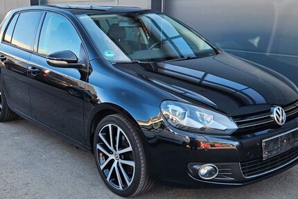 VW Golf 228.000 km 4.450 &euro; Aldingen 78554
