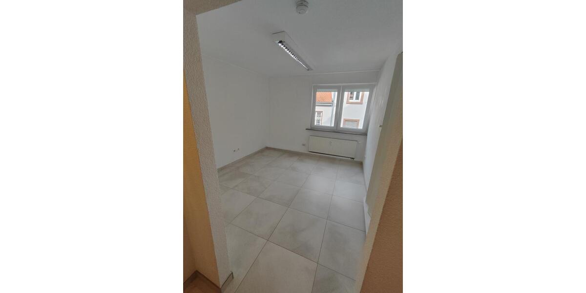 Maisonettenwohnung Mosbach - 2 Zimmer, 89 m&sup2;, 950&euro; | Angebot:24979815