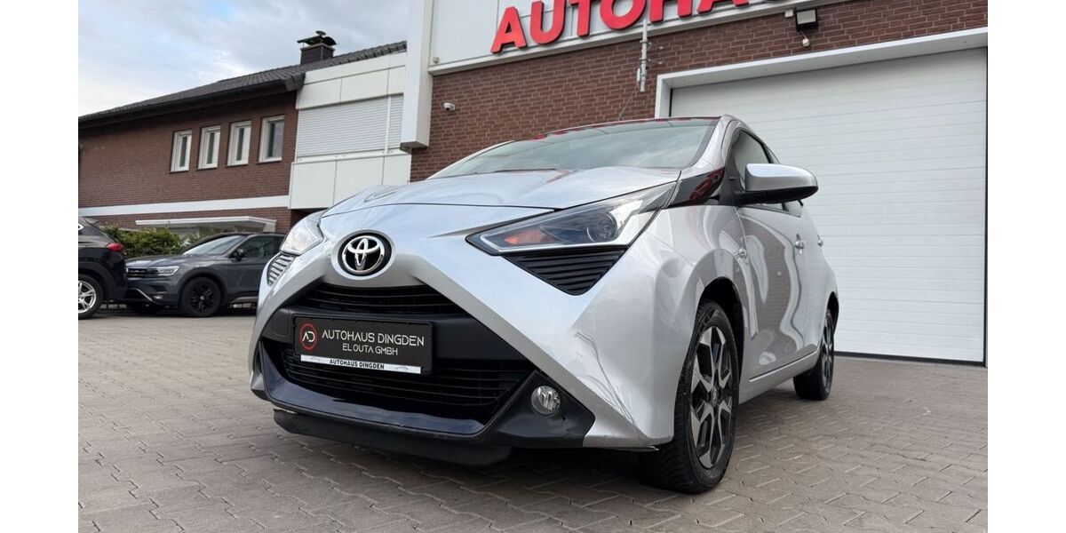 Toyota Aygo (X) 53.000 km 9.950 &euro; Hamminkeln 46499