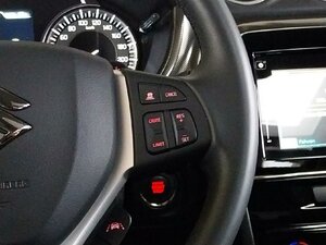 Suzuki Vitara 1.5 Hybrid Comfort+ 4x4 Kam ACC SHZ 3.315 km 23.990 &euro; HAAN 42781