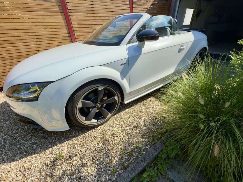 Audi TT 61.000 km 17.400 € XANTEN 46509