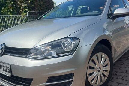 VW Golf 162.000 km 6.890 &euro; Hasselroth 63594
