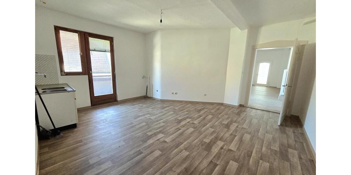 Etagenwohnung Bad Rodach - 6 Zimmer, 150 m&sup2;, 1.000&euro; | Angebot:26094590