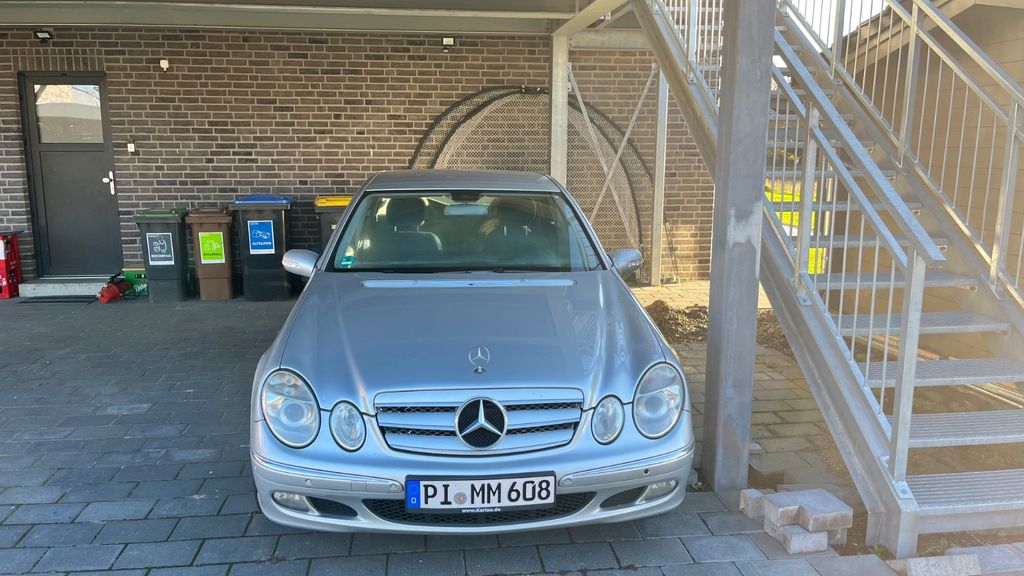 Mercedes-Benz E 200 300.000 km 2.000 &euro; Seeth-Ekholt 25337
