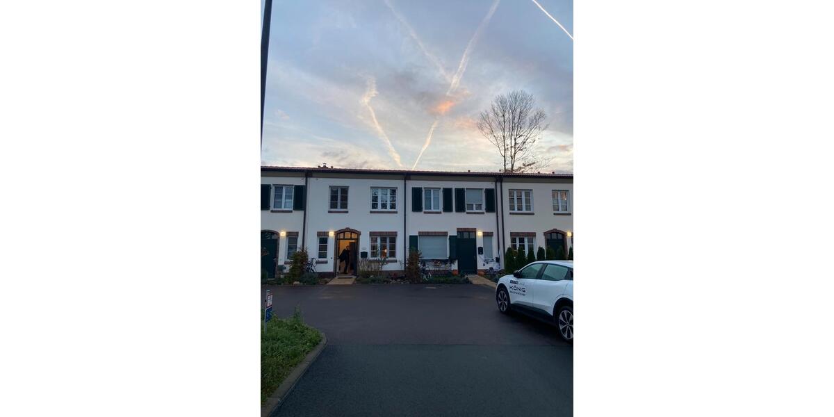 Reihenhaus Berlin Neukölln - 6 Zimmer, 105 m&sup2;, 1.850&euro; | Angebot:26320713