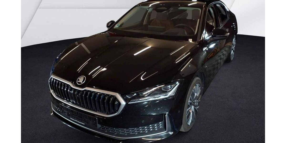 Skoda Superb 33.000 km 44.888 &euro; Darmstadt 64293