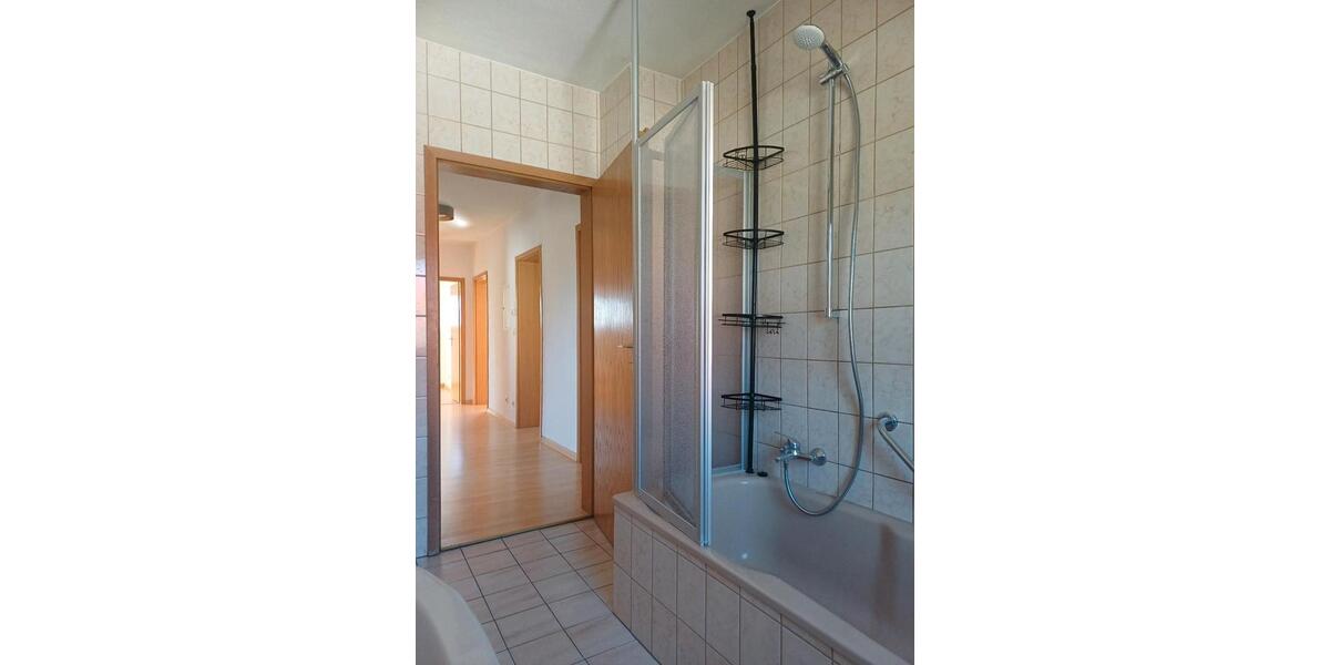 Etagenwohnung Neumarkt in der Oberpfalz Altenhof - 4.5 Zimmer, 108 m&sup2;, 1.100&euro; | Angebot:26380395
